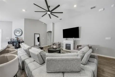 2156 Desert Rose Drive Davenport FL 33837