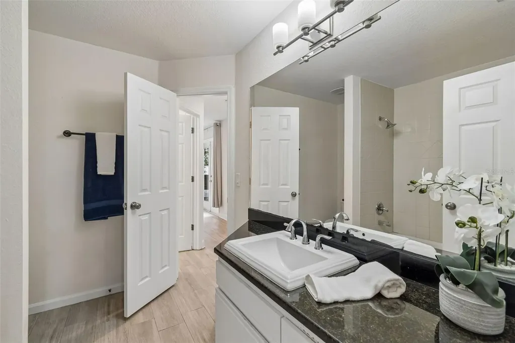 4418 W North B Street Tampa FL 33609