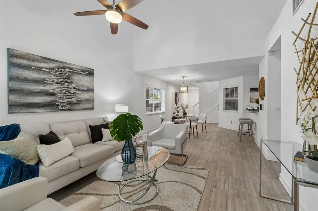 4418 W North B Street Tampa FL 33609