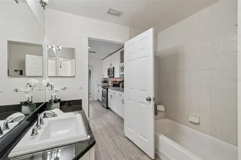 4418 W North B Street Tampa FL 33609