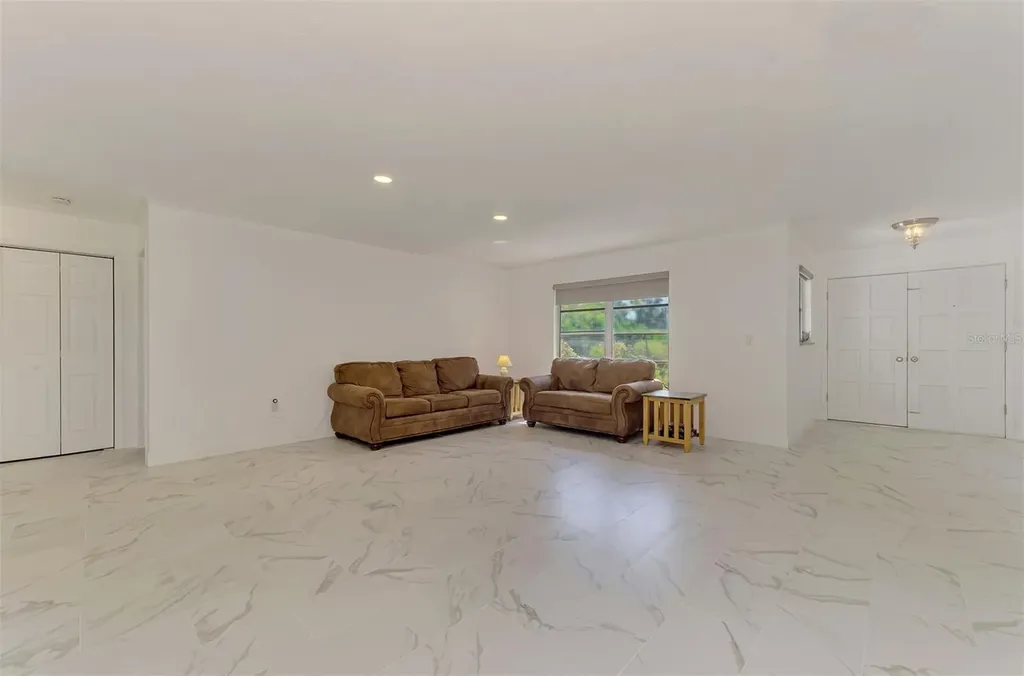 140 S Oxford Drive Englewood FL 34223
