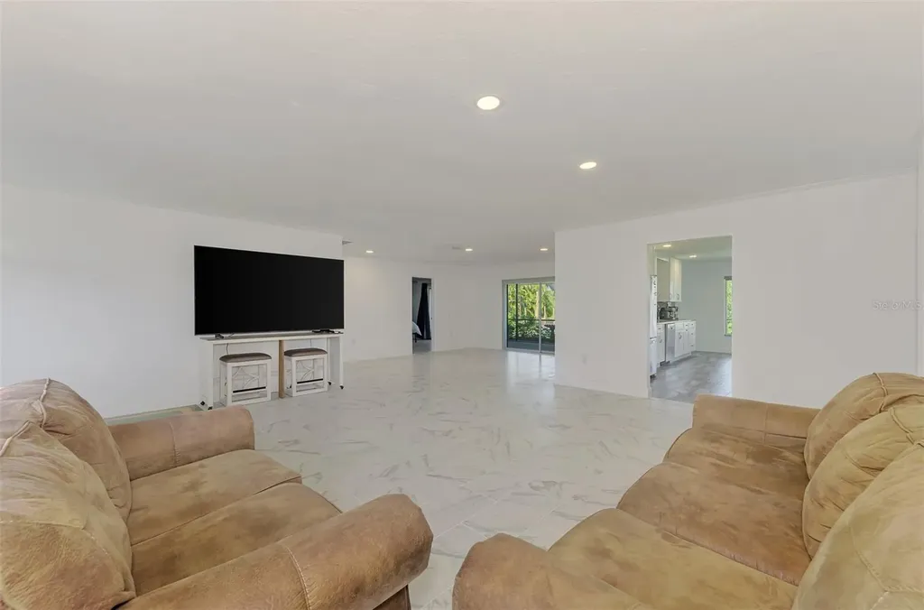 140 S Oxford Drive Englewood FL 34223