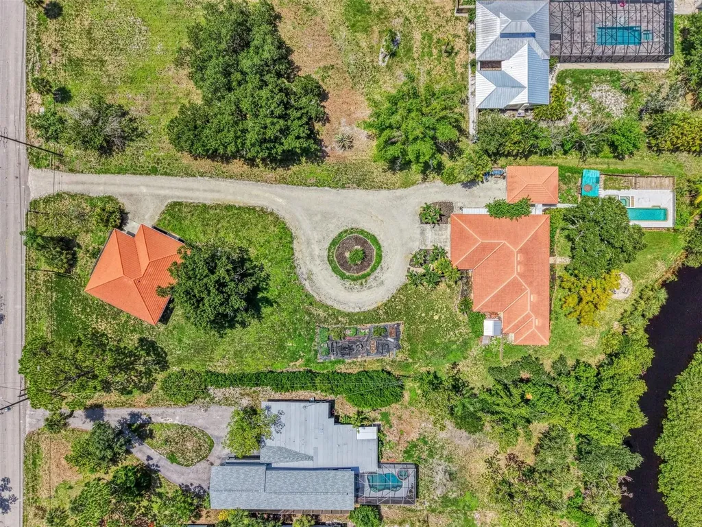 140 S Oxford Drive Englewood FL 34223