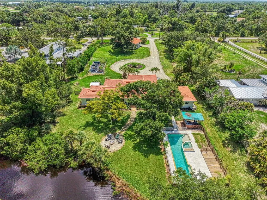 140 S Oxford Drive Englewood FL 34223