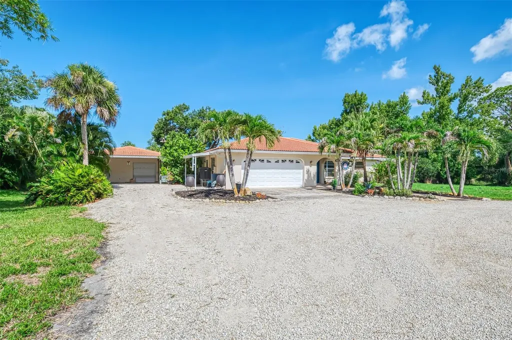 140 S Oxford Drive Englewood FL 34223