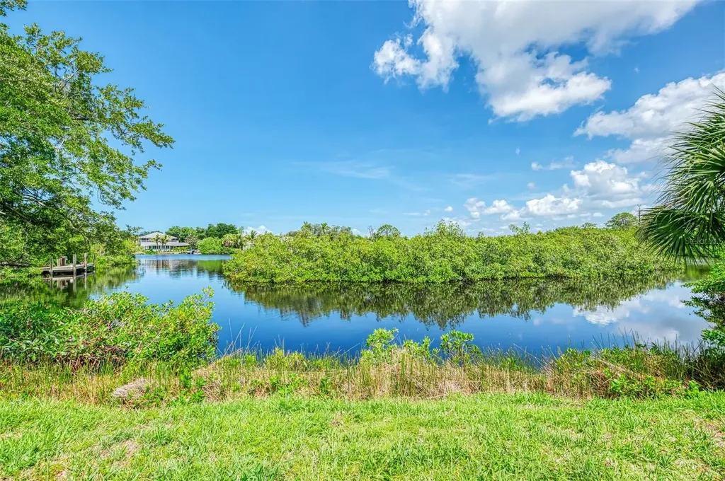 140 S Oxford Drive Englewood FL 34223