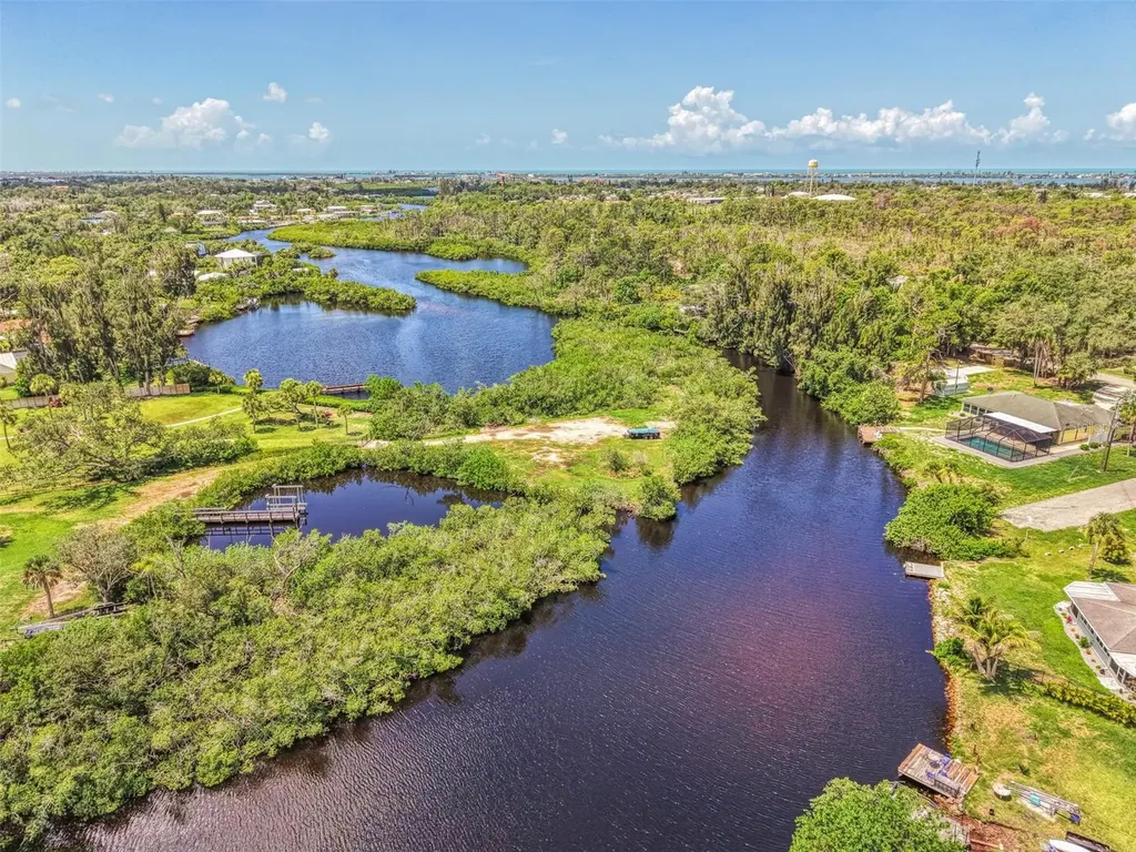 140 S Oxford Drive Englewood FL 34223
