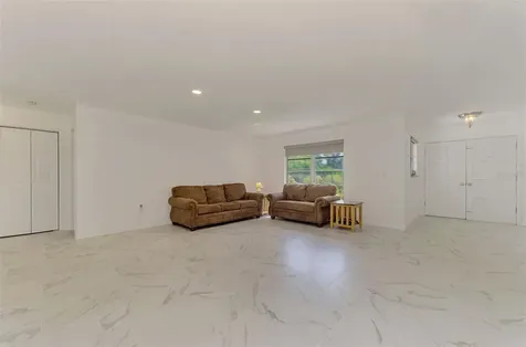 140 S Oxford Drive Englewood FL 34223