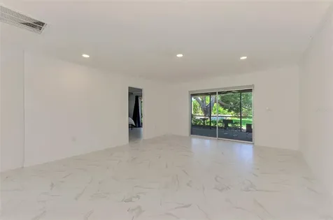 140 S Oxford Drive Englewood FL 34223