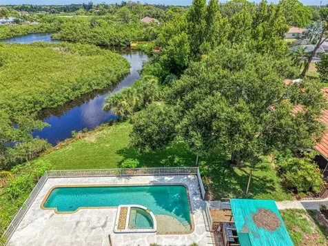 140 S Oxford Drive Englewood FL 34223