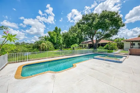 140 S Oxford Drive Englewood FL 34223
