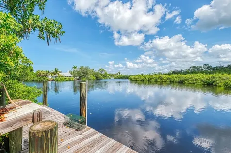 140 S Oxford Drive Englewood FL 34223