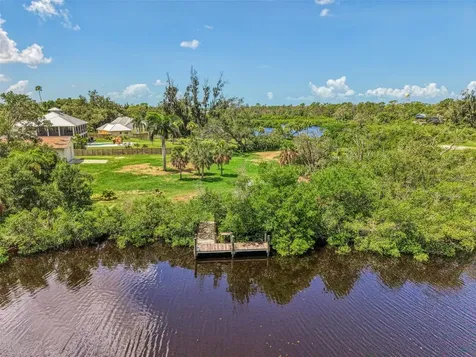 140 S Oxford Drive Englewood FL 34223