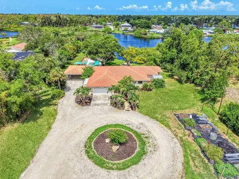 140 S Oxford Drive Englewood FL 34223