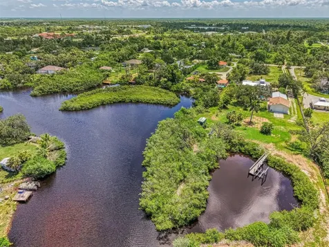 140 S Oxford Drive Englewood FL 34223