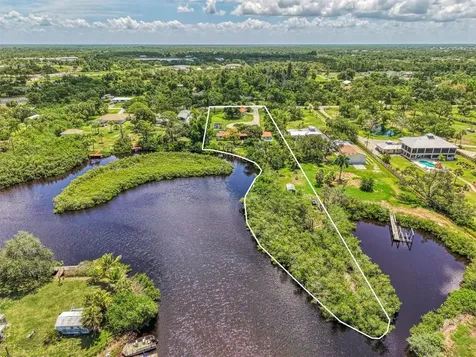 140 S Oxford Drive Englewood FL 34223