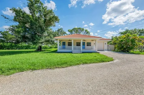140 S Oxford Drive Englewood FL 34223