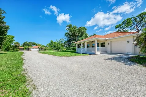 140 S Oxford Drive Englewood FL 34223