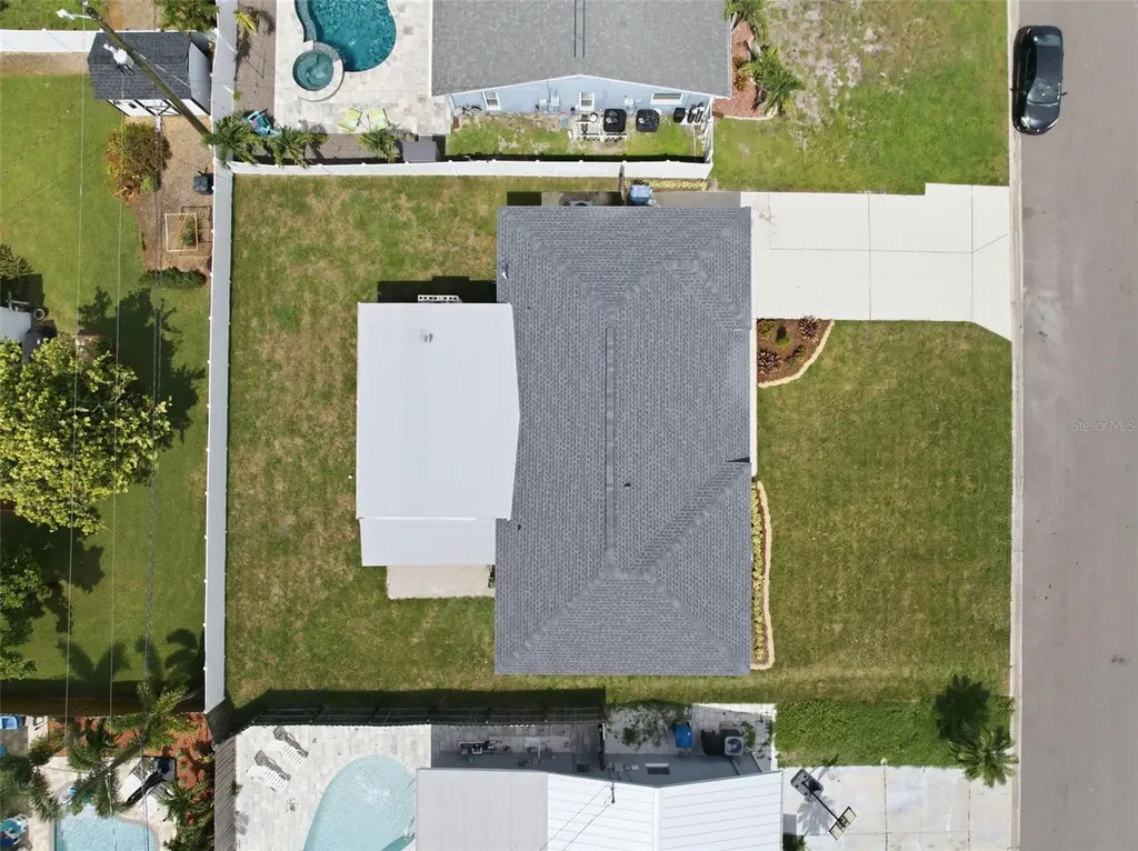 6220 27th Avenue N St Petersburg FL 33710