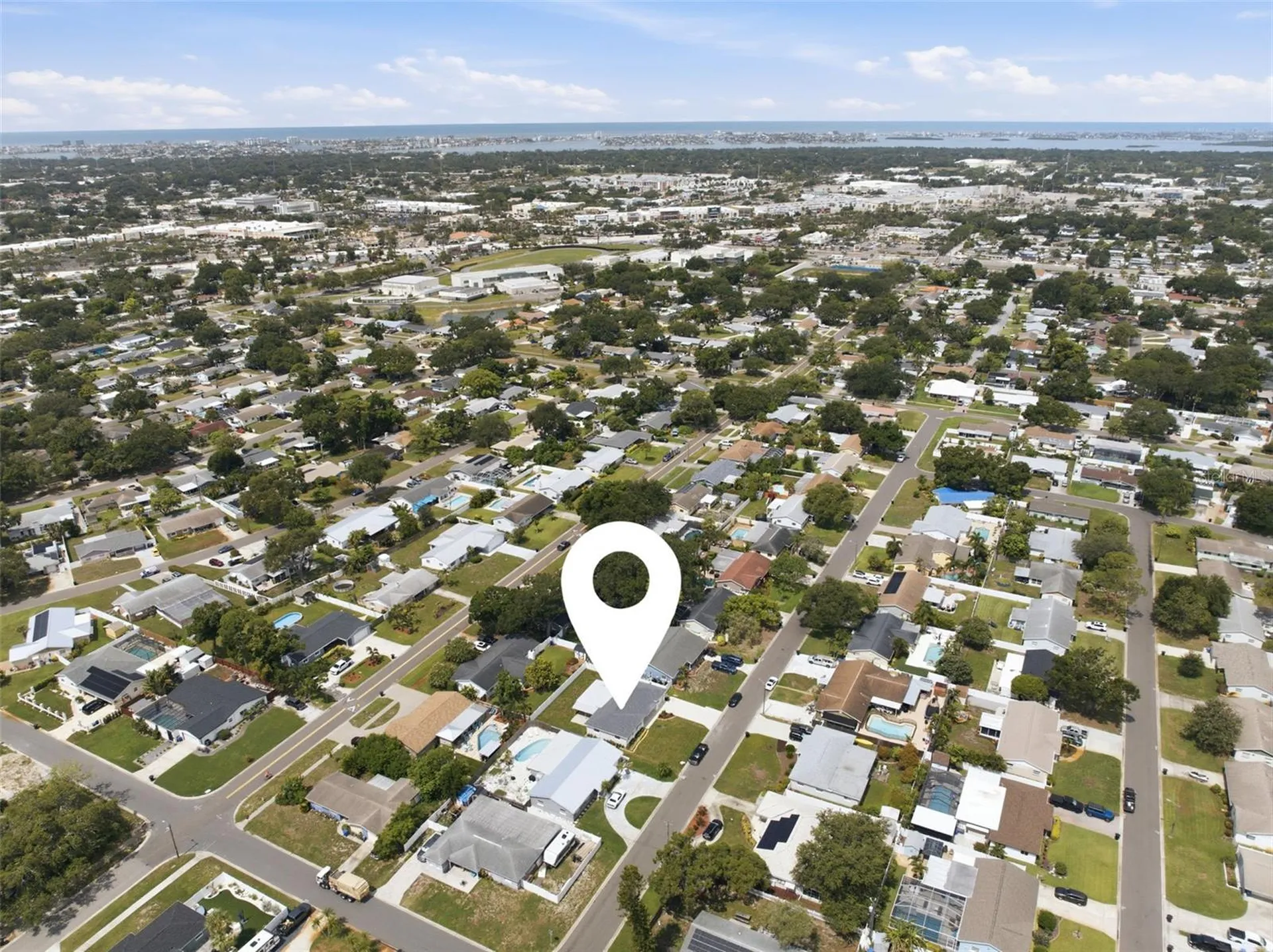 6220 27th Avenue N St Petersburg FL 33710