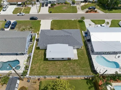 6220 27th Avenue N St Petersburg FL 33710