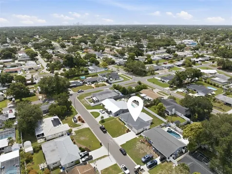 6220 27th Avenue N St Petersburg FL 33710