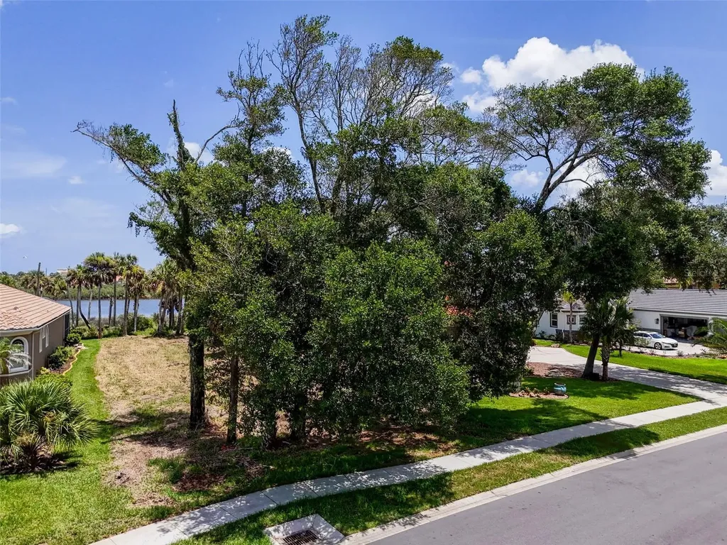 81 S Riverwalk Drive Palm Coast FL 32137