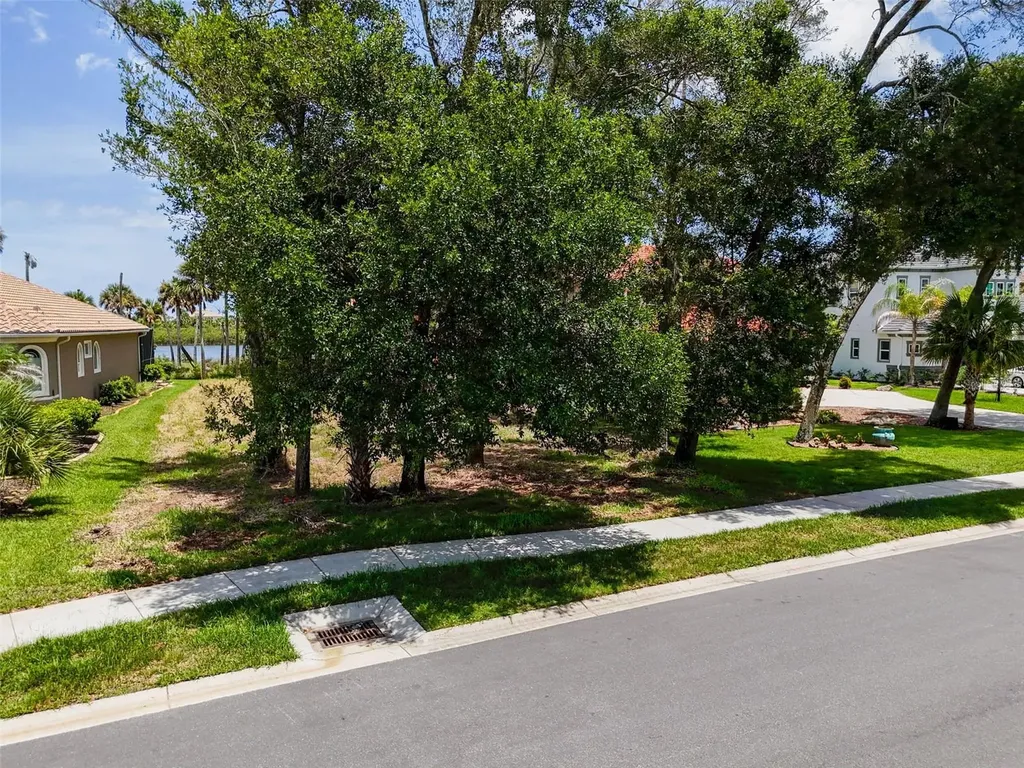 81 S Riverwalk Drive Palm Coast FL 32137
