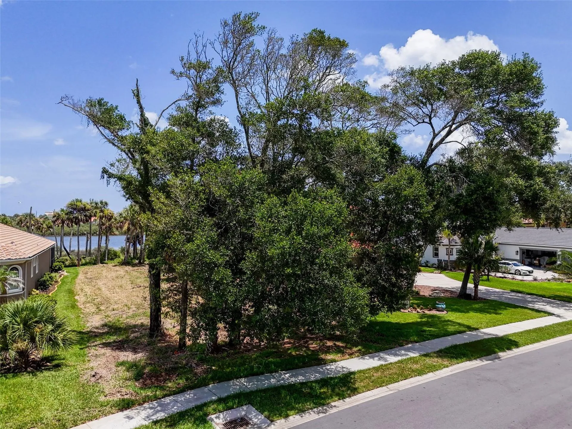 81 S Riverwalk Drive Palm Coast FL 32137