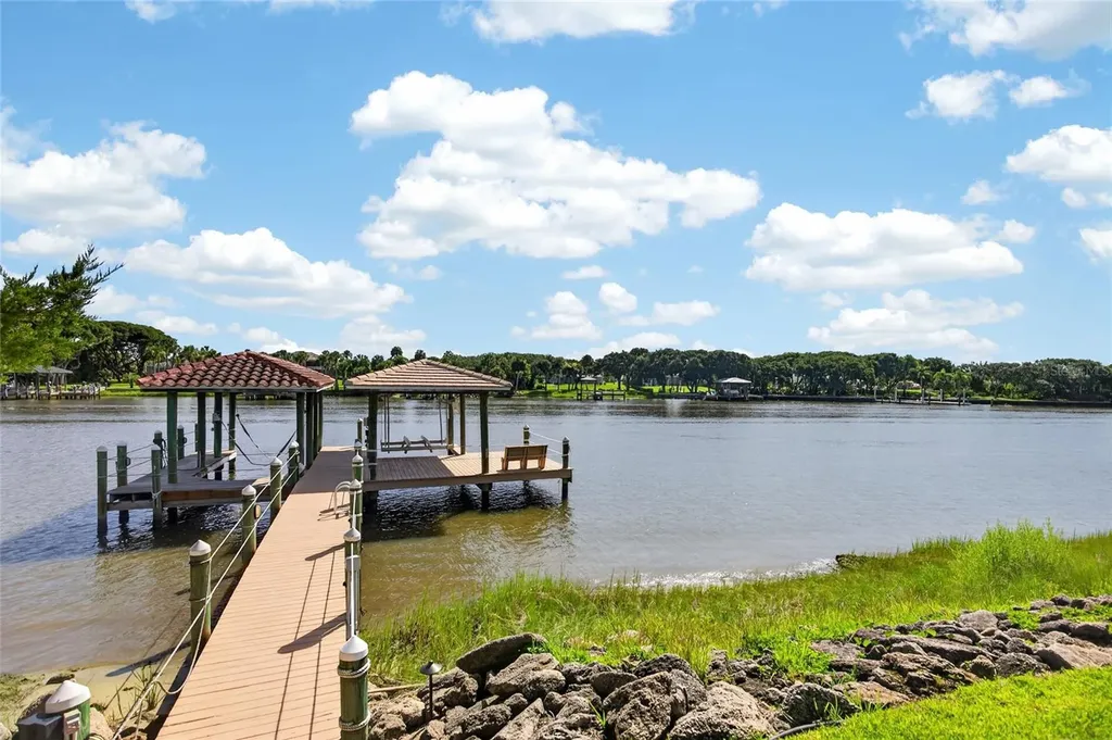28 N Waterview Drive Palm Coast FL 32137