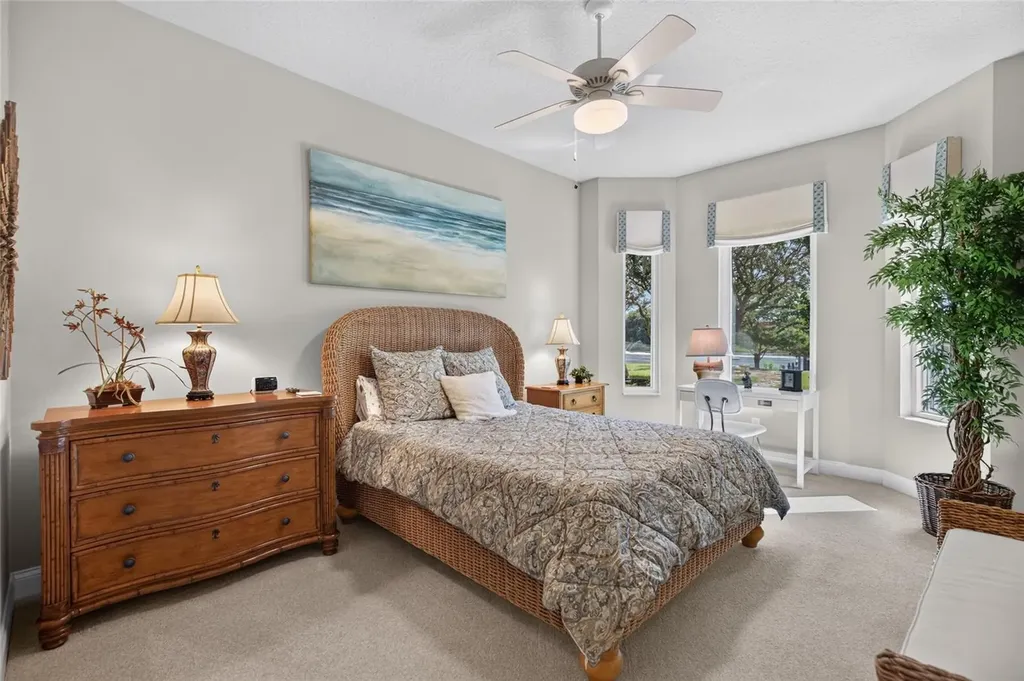 28 N Waterview Drive Palm Coast FL 32137