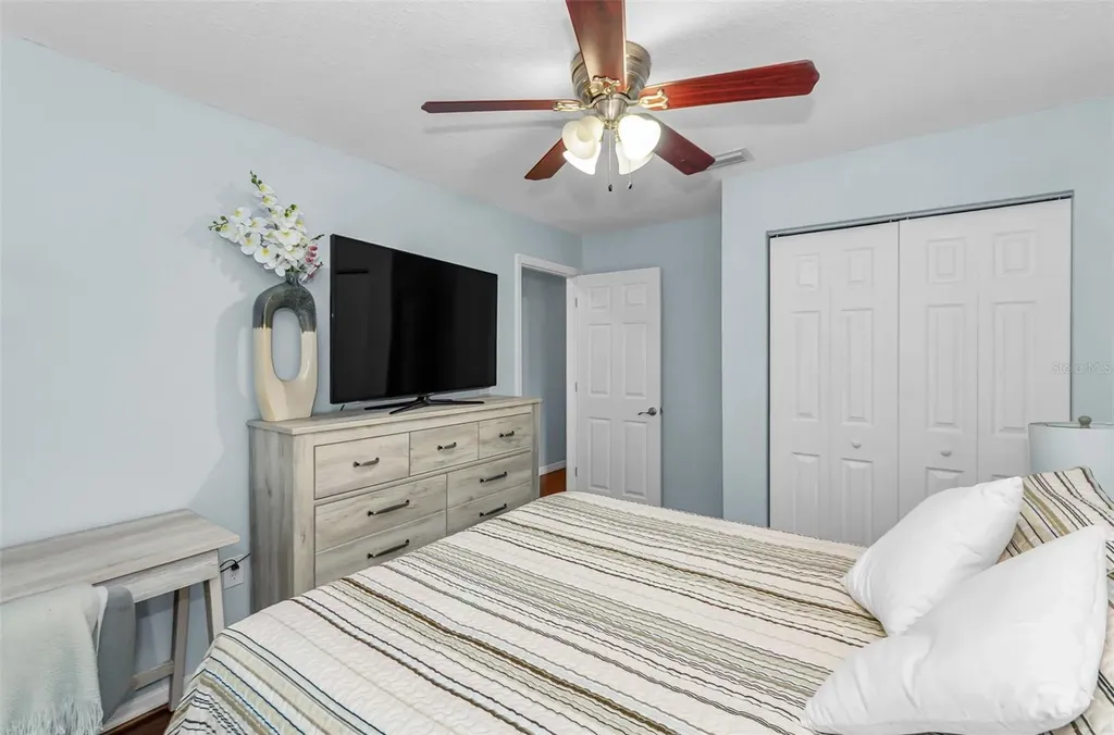 1760 E Orangeside Road Palm Harbor FL 34683