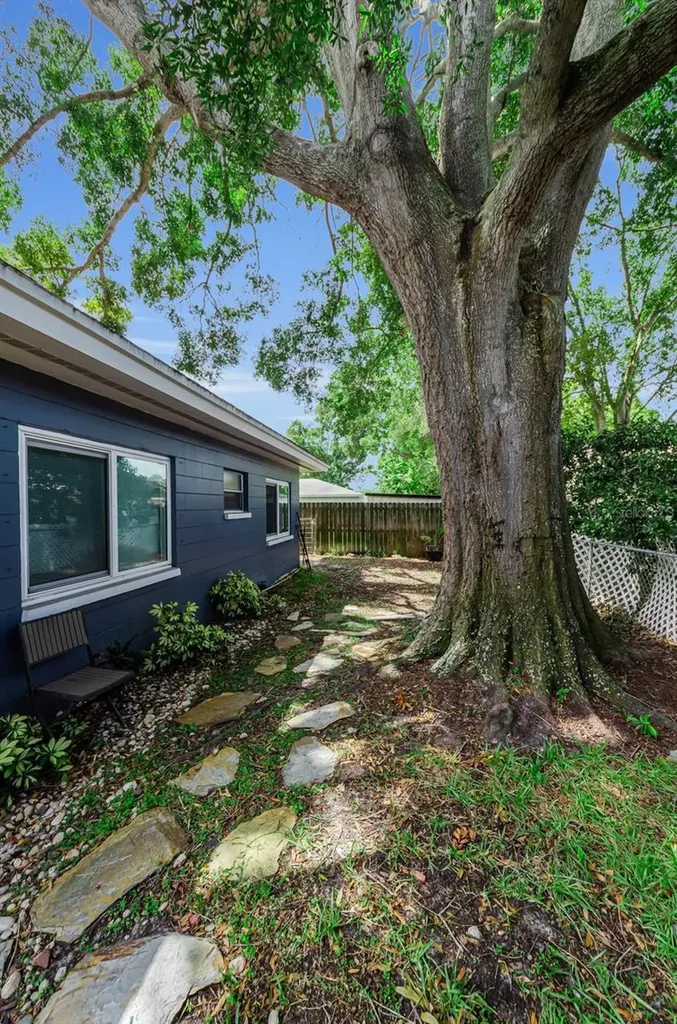 1760 E Orangeside Road Palm Harbor FL 34683