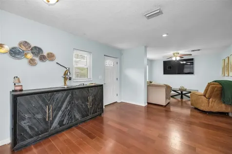1760 E Orangeside Road Palm Harbor FL 34683