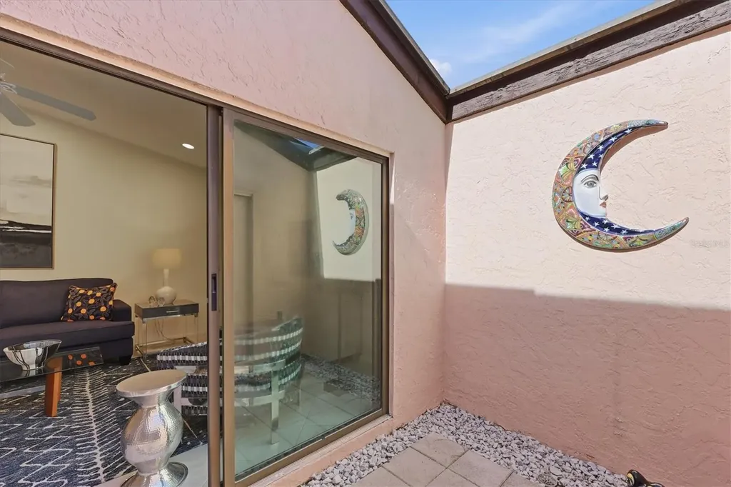 3615 Glen Oaks Manor Drive Sarasota FL 34232