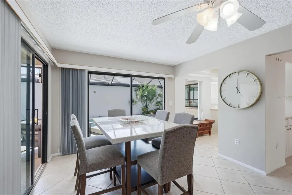 3615 Glen Oaks Manor Drive Sarasota FL 34232