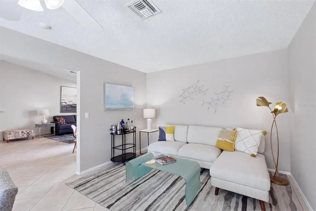 3615 Glen Oaks Manor Drive Sarasota FL 34232