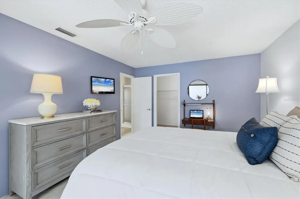 3615 Glen Oaks Manor Drive Sarasota FL 34232