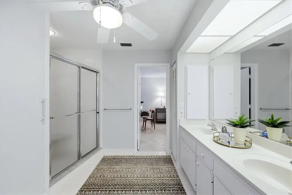 3615 Glen Oaks Manor Drive Sarasota FL 34232