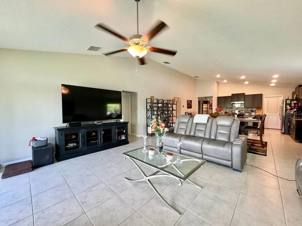 1881 Sand Daisy Place Ruskin FL 33570