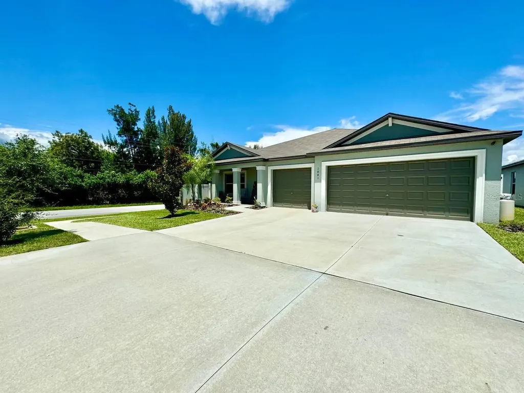 1881 Sand Daisy Place Ruskin FL 33570