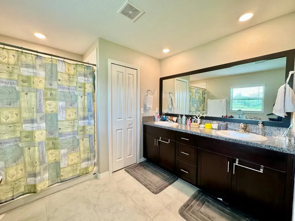 1881 Sand Daisy Place Ruskin FL 33570