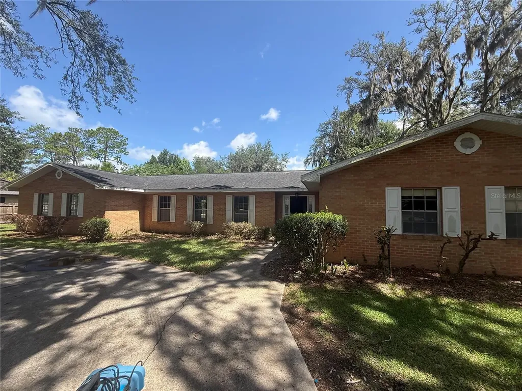 4025 SE 17th Street Ocala FL 34471