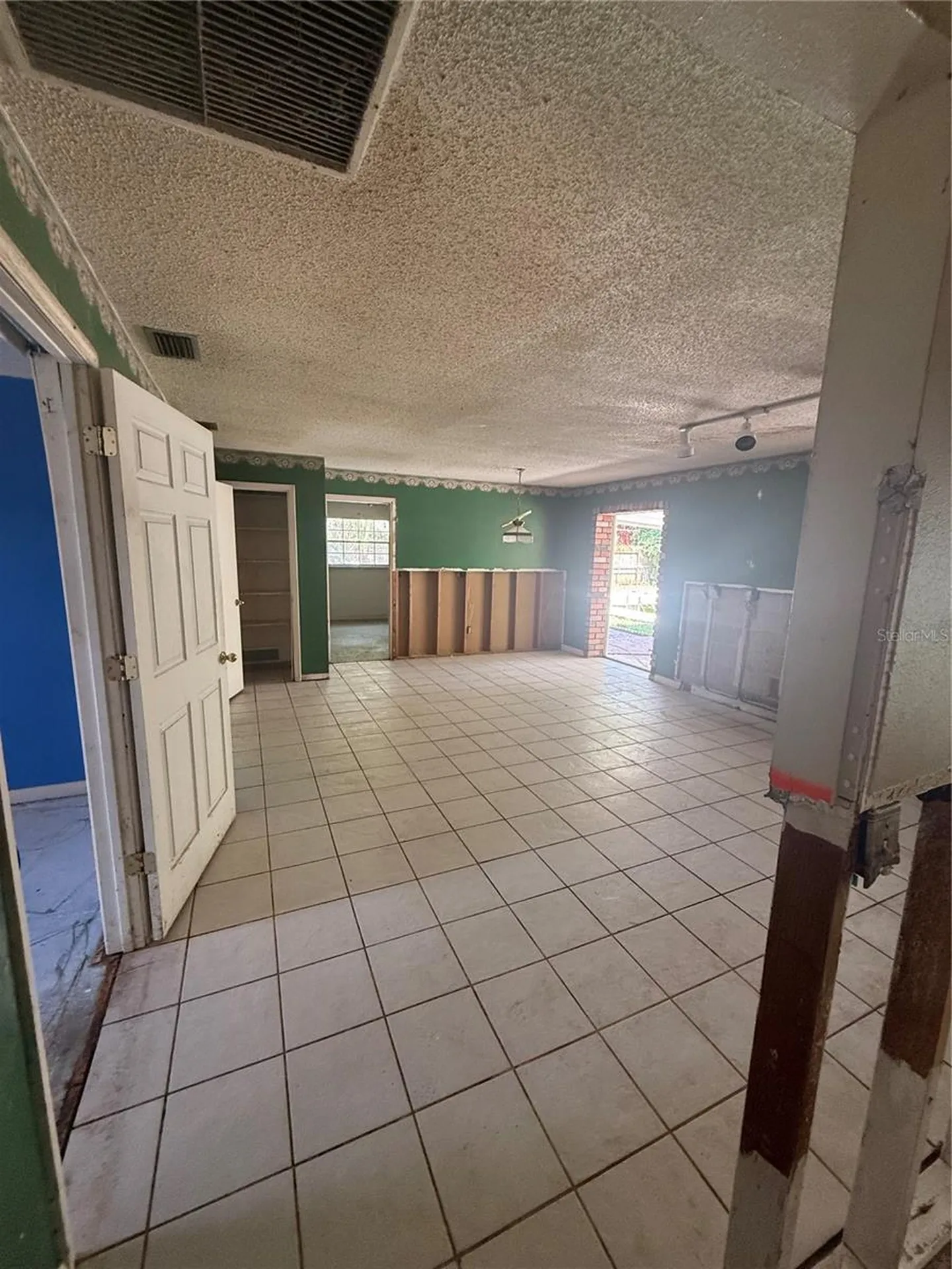 4025 SE 17th Street Ocala FL 34471