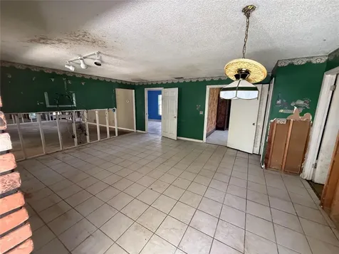 4025 SE 17th Street Ocala FL 34471