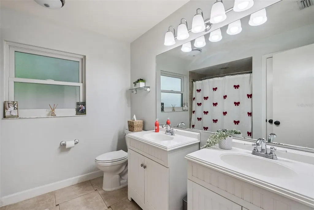 1456 E Brookshire Court Winter Park FL 32792