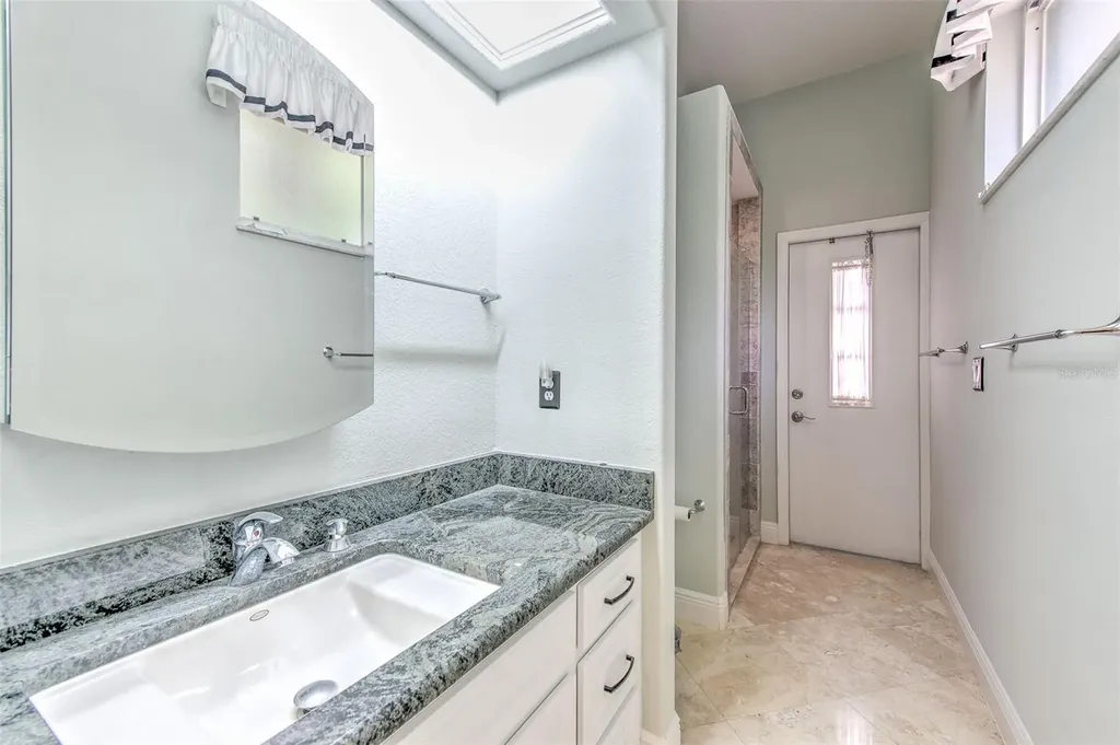 2809 Barret Avenue Plant City FL 33566