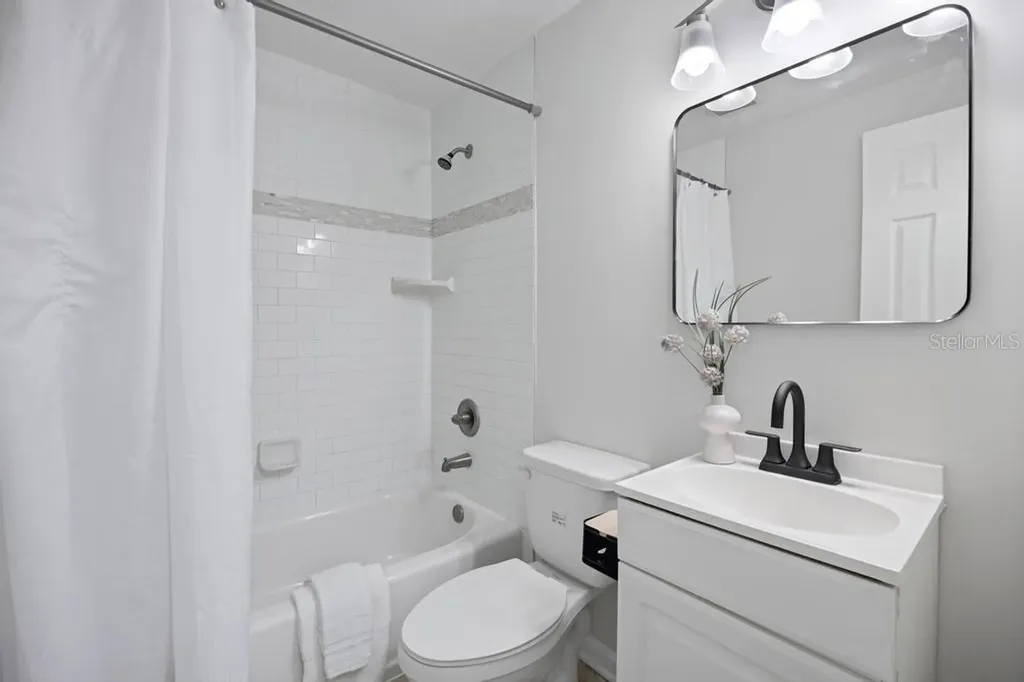 8149 Justin Road S Jacksonville FL 32210