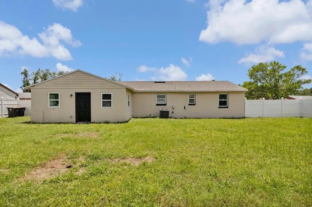8149 Justin Road S Jacksonville FL 32210