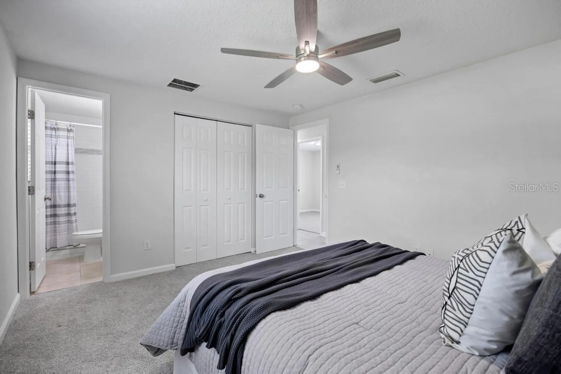 8149 Justin Road S Jacksonville FL 32210